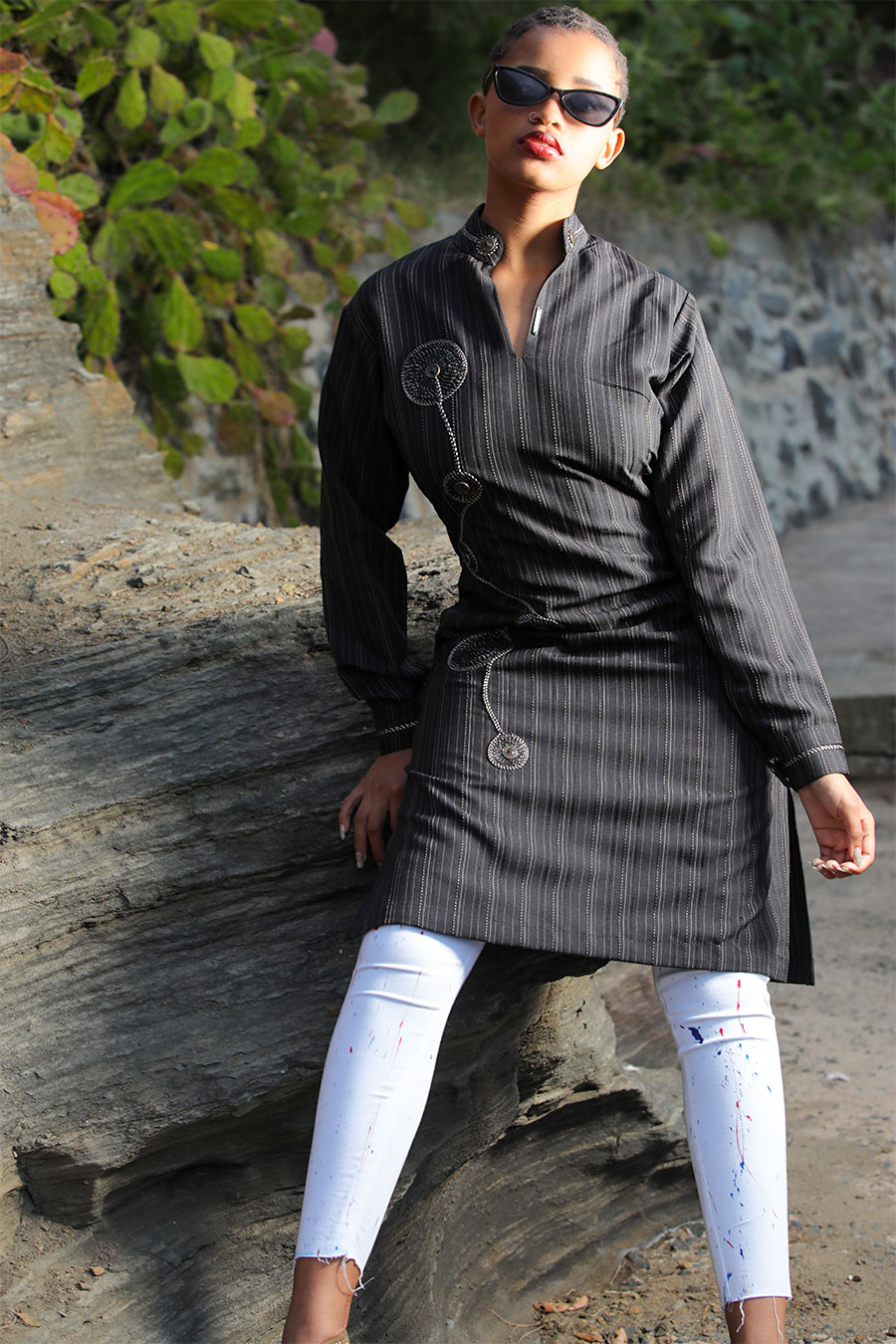 Somali Queen On Rocks